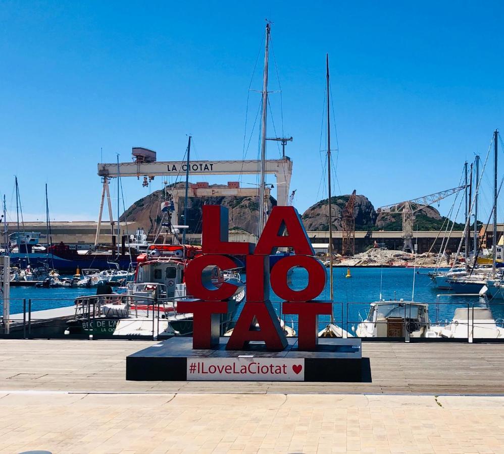 Duplex La Ciotat - Superbe 85 M2 - 6 Pers - 3 Chambres - Climatisation - Vue Mer Et Proche Du Vieux Port لا سيوتا المظهر الخارجي الصورة